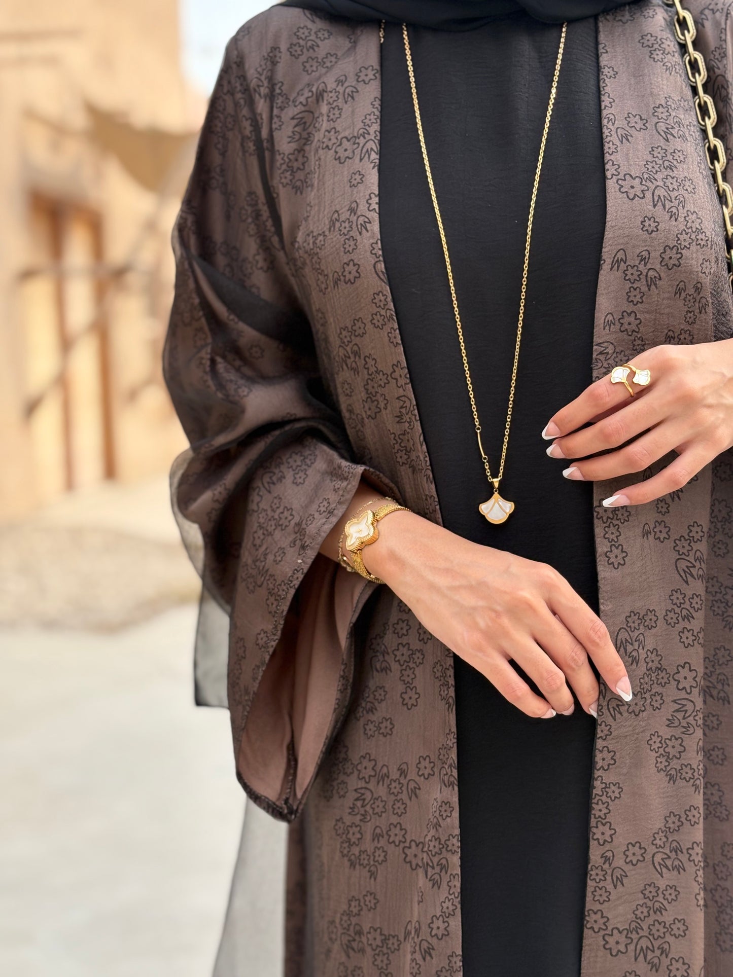 Lulwa Abaya with Headscarf