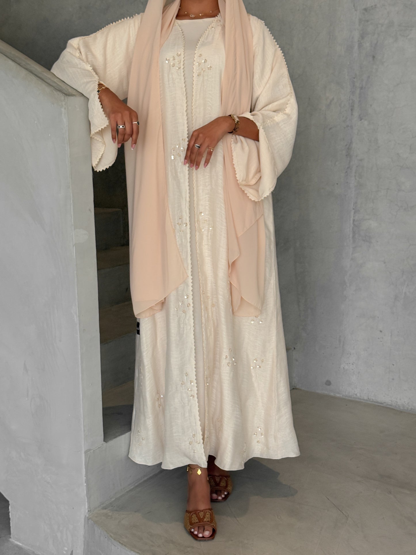 Elanora Abaya with Headscarf