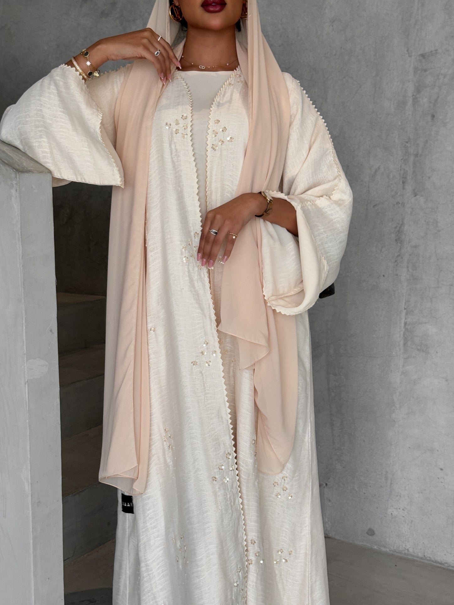 Elanora Abaya with Headscarf