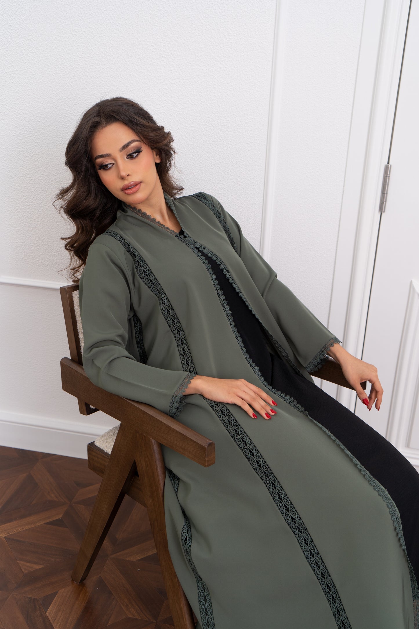 Kayn 2-Piece Abaya Set