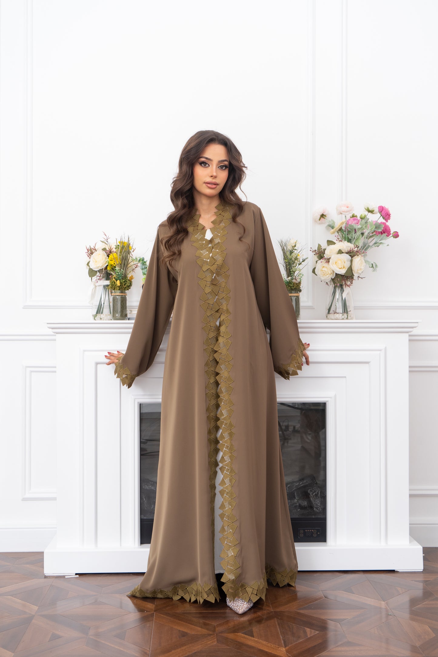Tahra 2-Piece Abaya Set
